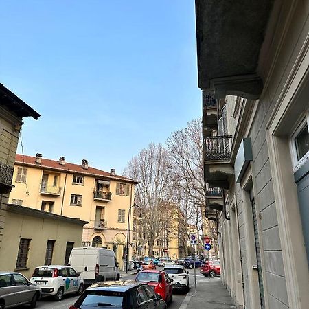 Casa Santa Chiara - Vicino Porta Susa F.S. トリノ エクステリア 写真