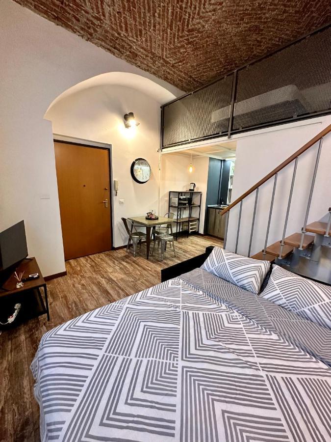 Casa Santa Chiara - Vicino Porta Susa F.S. トリノ エクステリア 写真