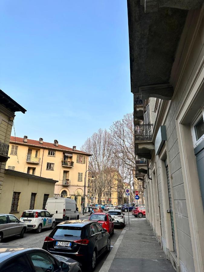 Casa Santa Chiara - Vicino Porta Susa F.S. トリノ エクステリア 写真